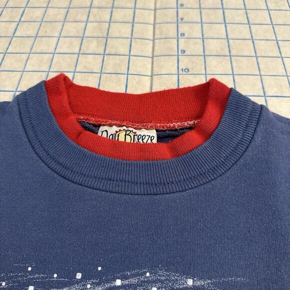 Vintage Grandma Sweatshirt Womens Large Birds Graphic Farm Cardinals Winter Blue - Picture 8 of 14